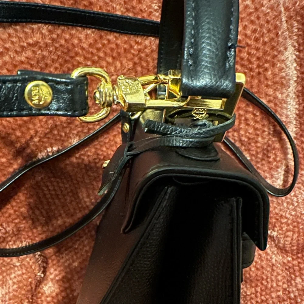 MCM Mini Heritage Satchel | Vintage | Black | Gold | Top Handle | Kelly - Picture 4 of 16